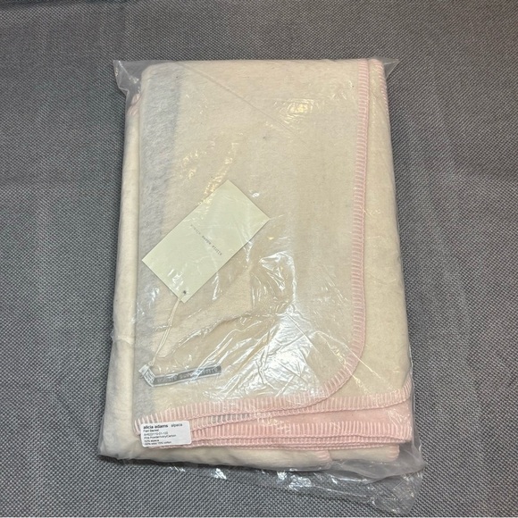 ALICIA ADAMS ALPACA field blanket pink ivory grey, pink stitching. NWT. - Picture 5 of 10